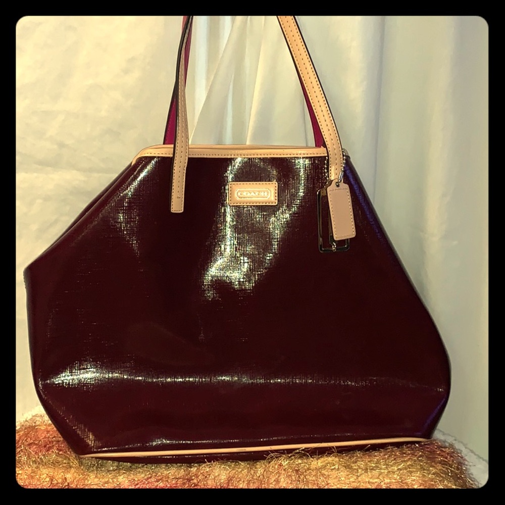 Women’s accessories